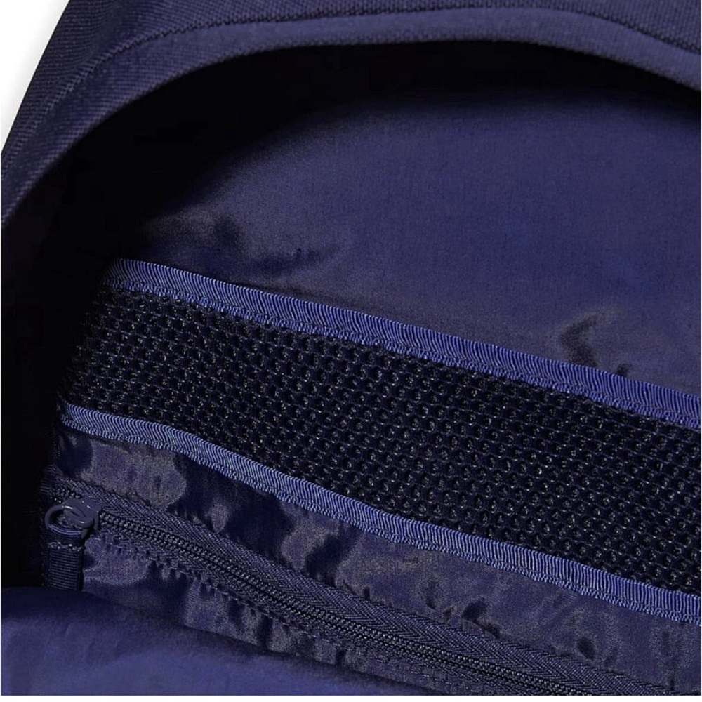 VS PINK Ivy Classic Canvas Backpack Midnight Navy w/tags NEW - Picture 5 of 7